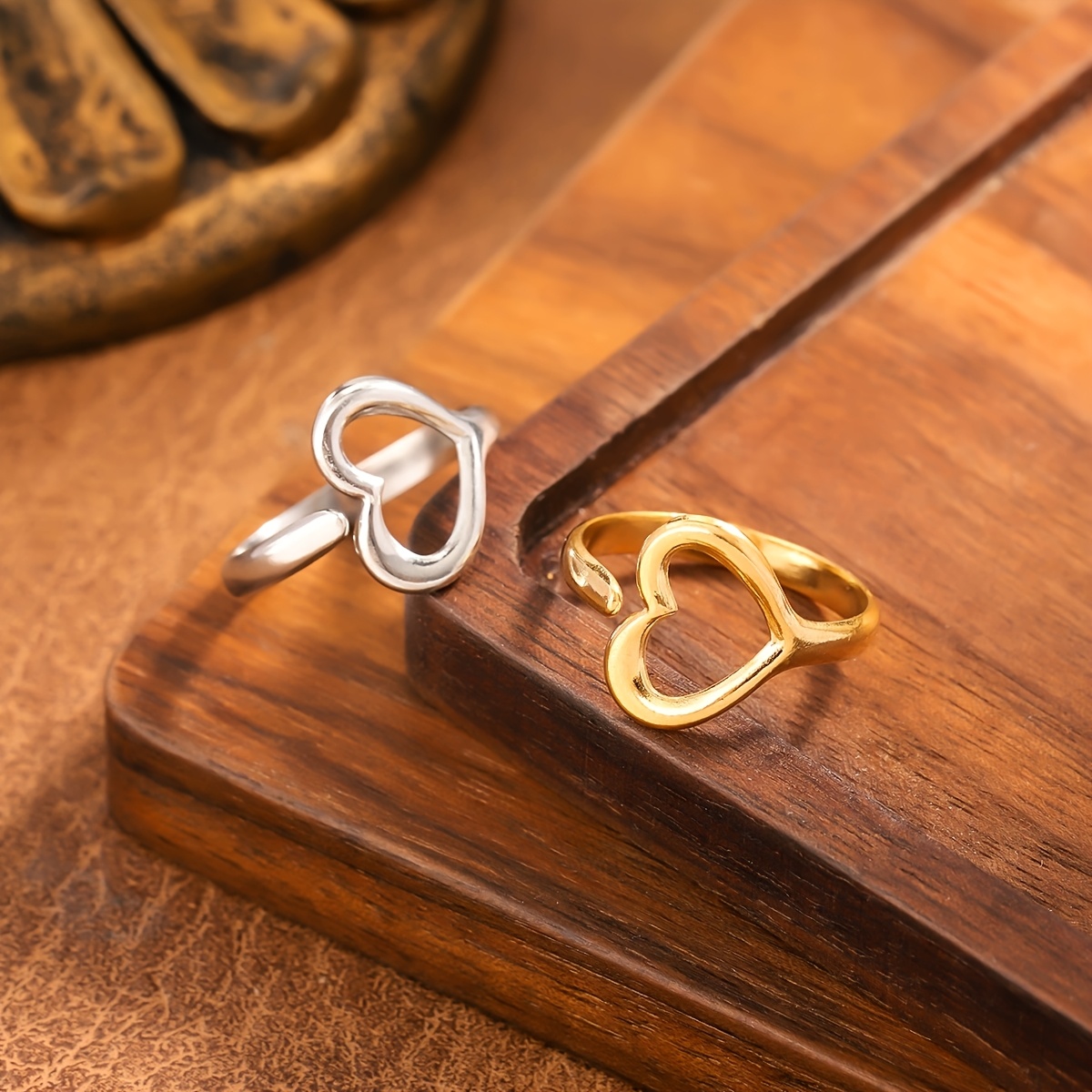 Women's Adjustable Heart-Designed Open-End Ring, Elegant and Stylish